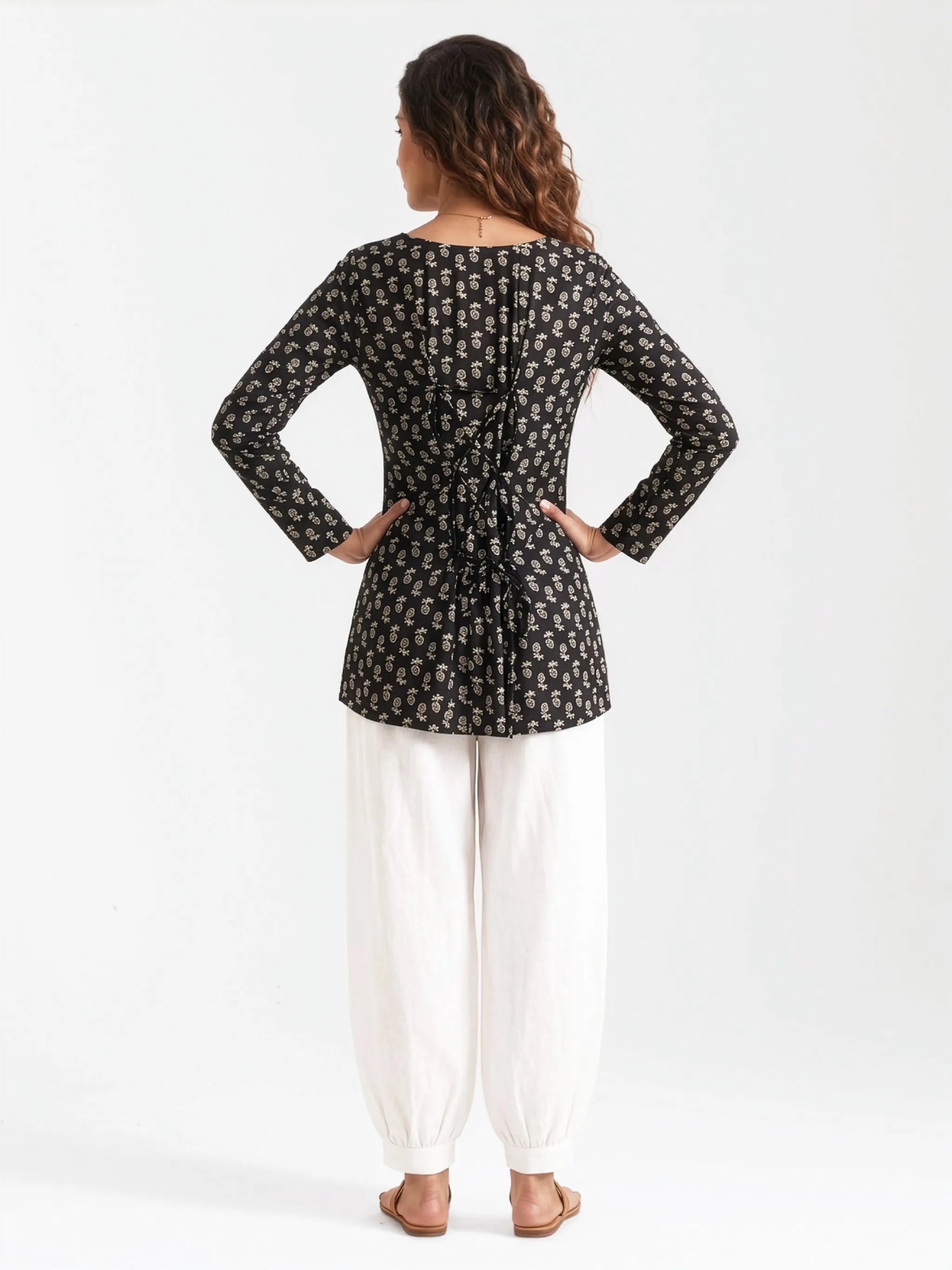 Women's Black Floral Print Short Kurti