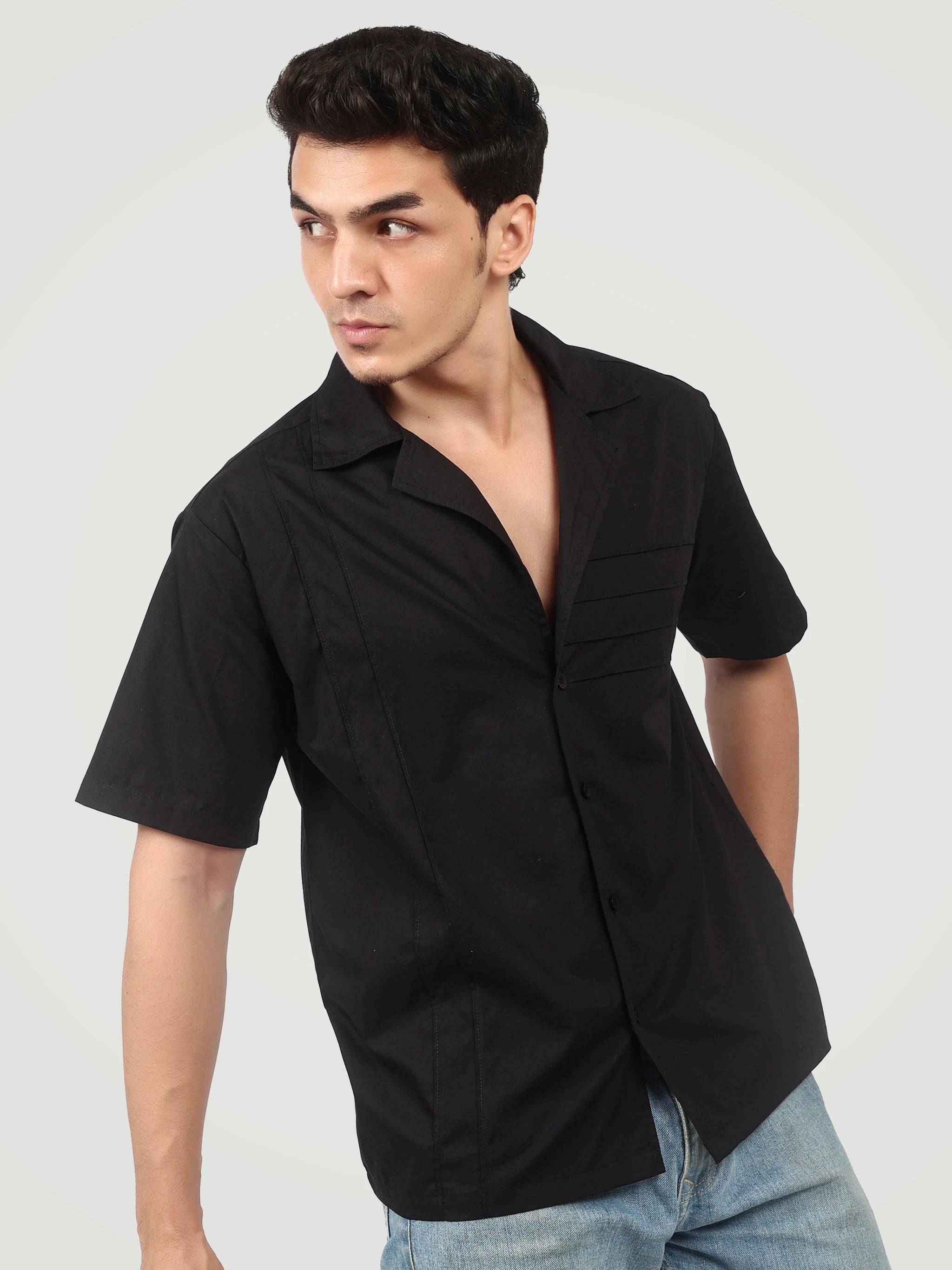 The Architectural Pleated Camp Collar Shirt – Jet Black