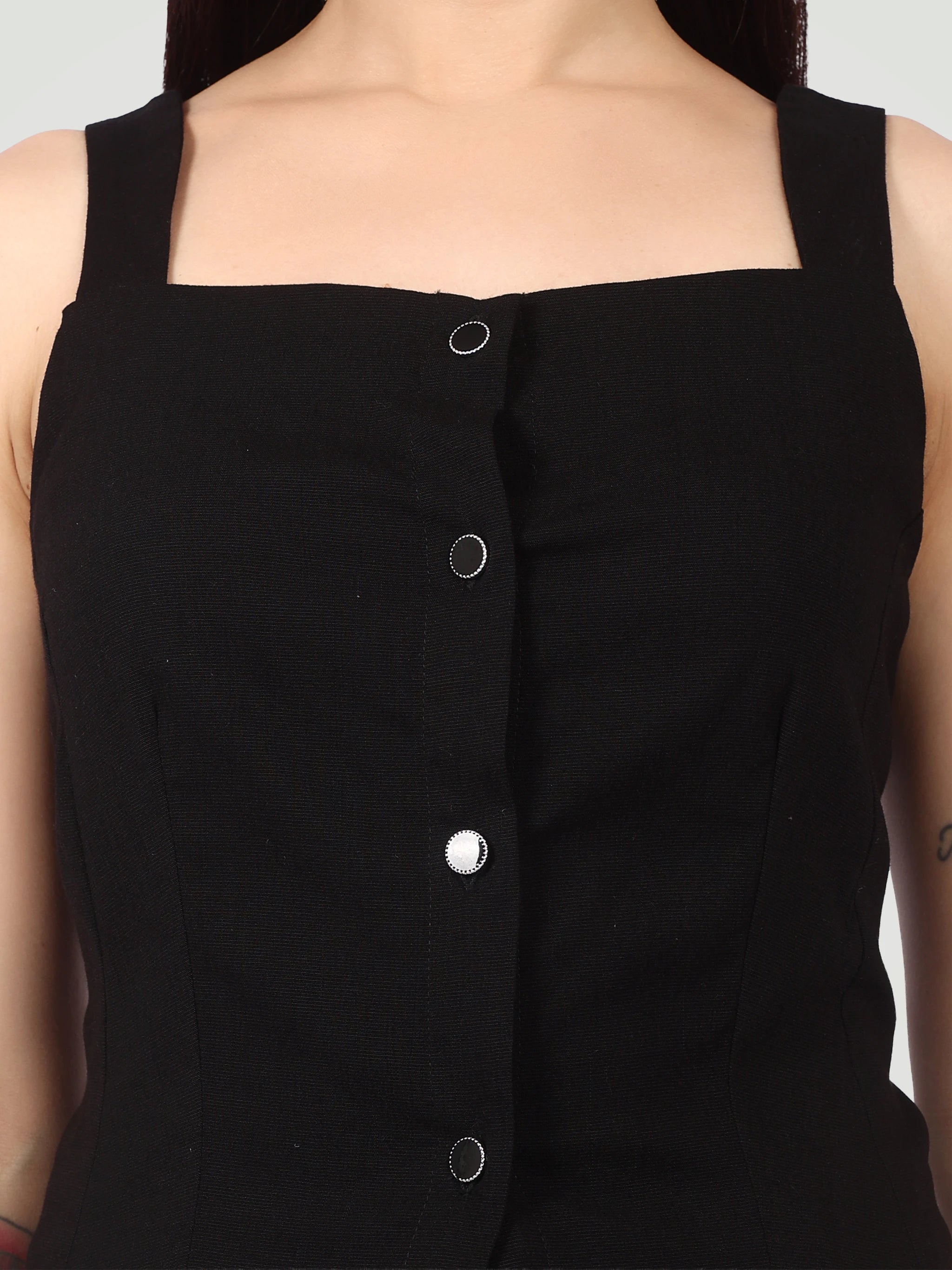 The Tailored Button-Front Vest – Onyx Black