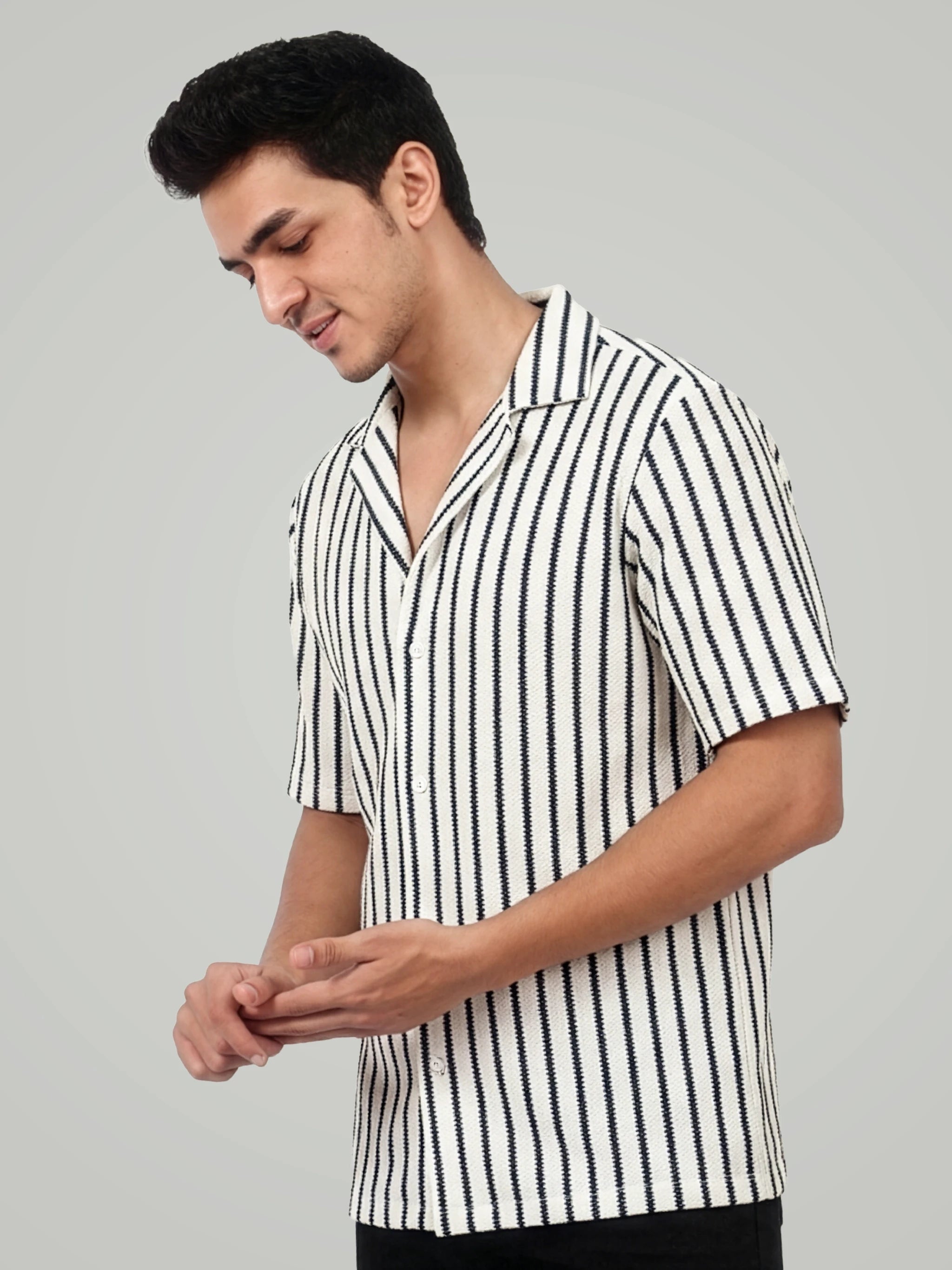 The Textured Knit Stripe Camp Collar – Ivory & Navy