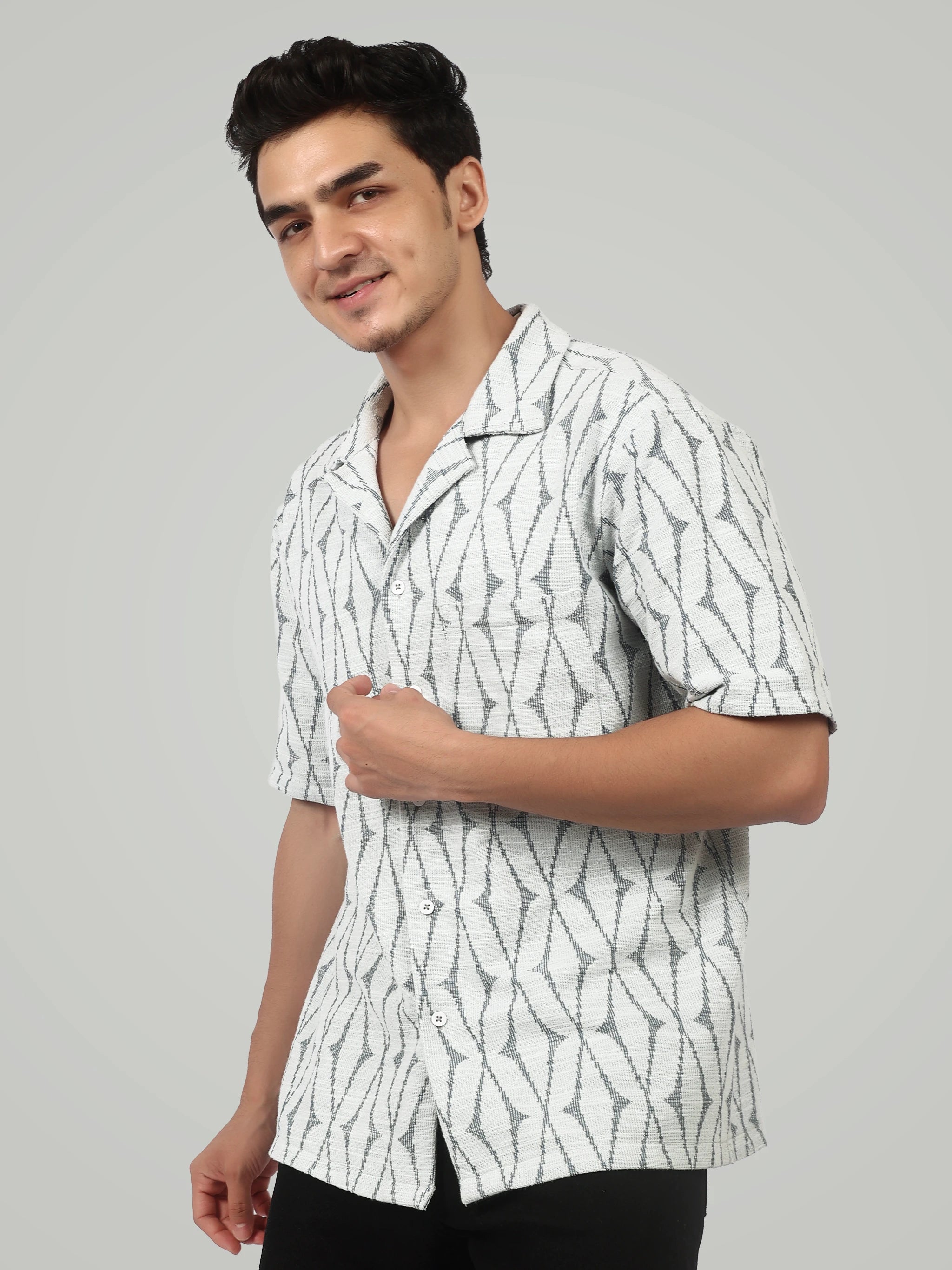 The Geometric Diamond Weave Shirt – Monochrome