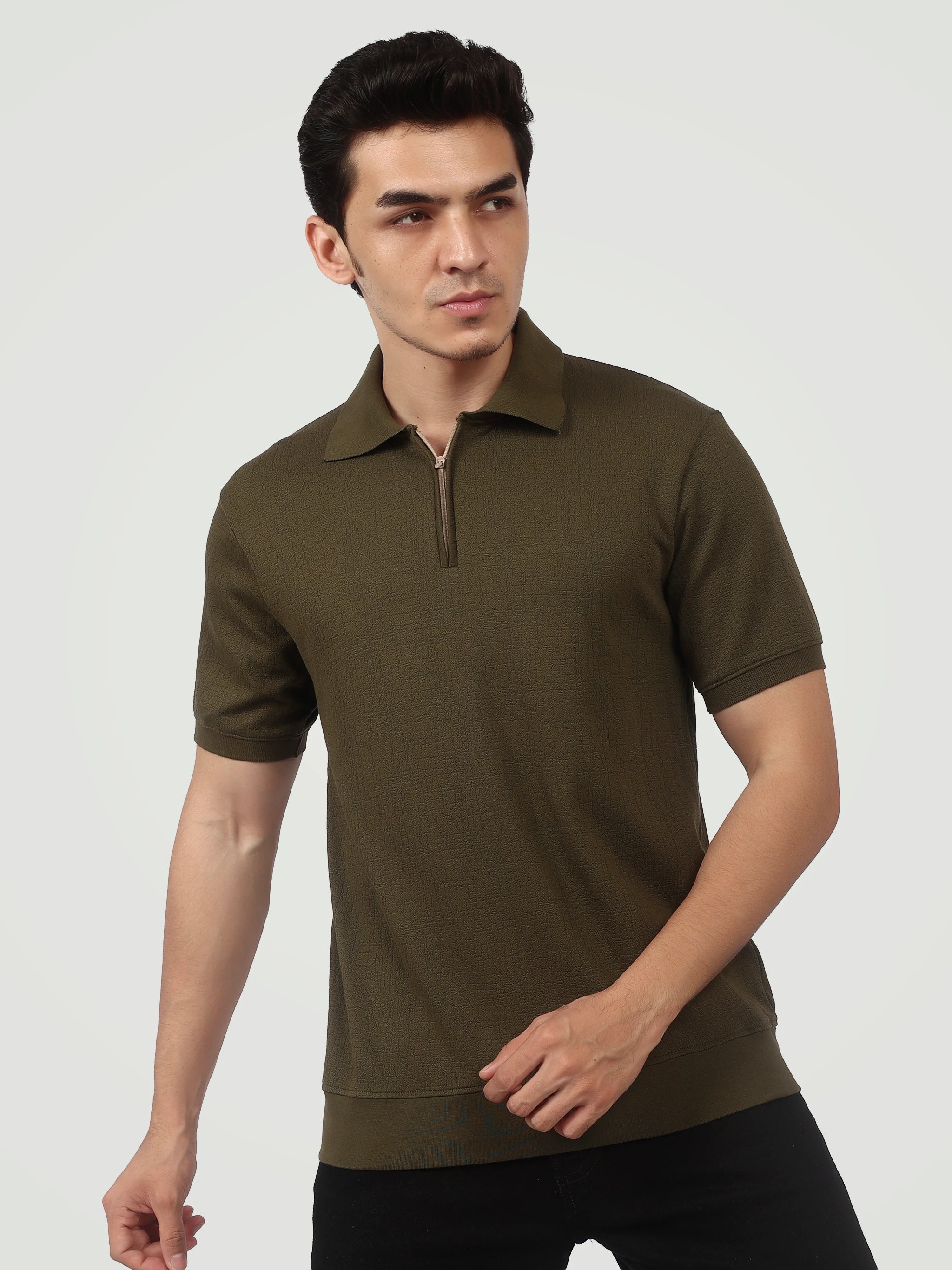The Textured Quarter-Zip Polo – Olive Green