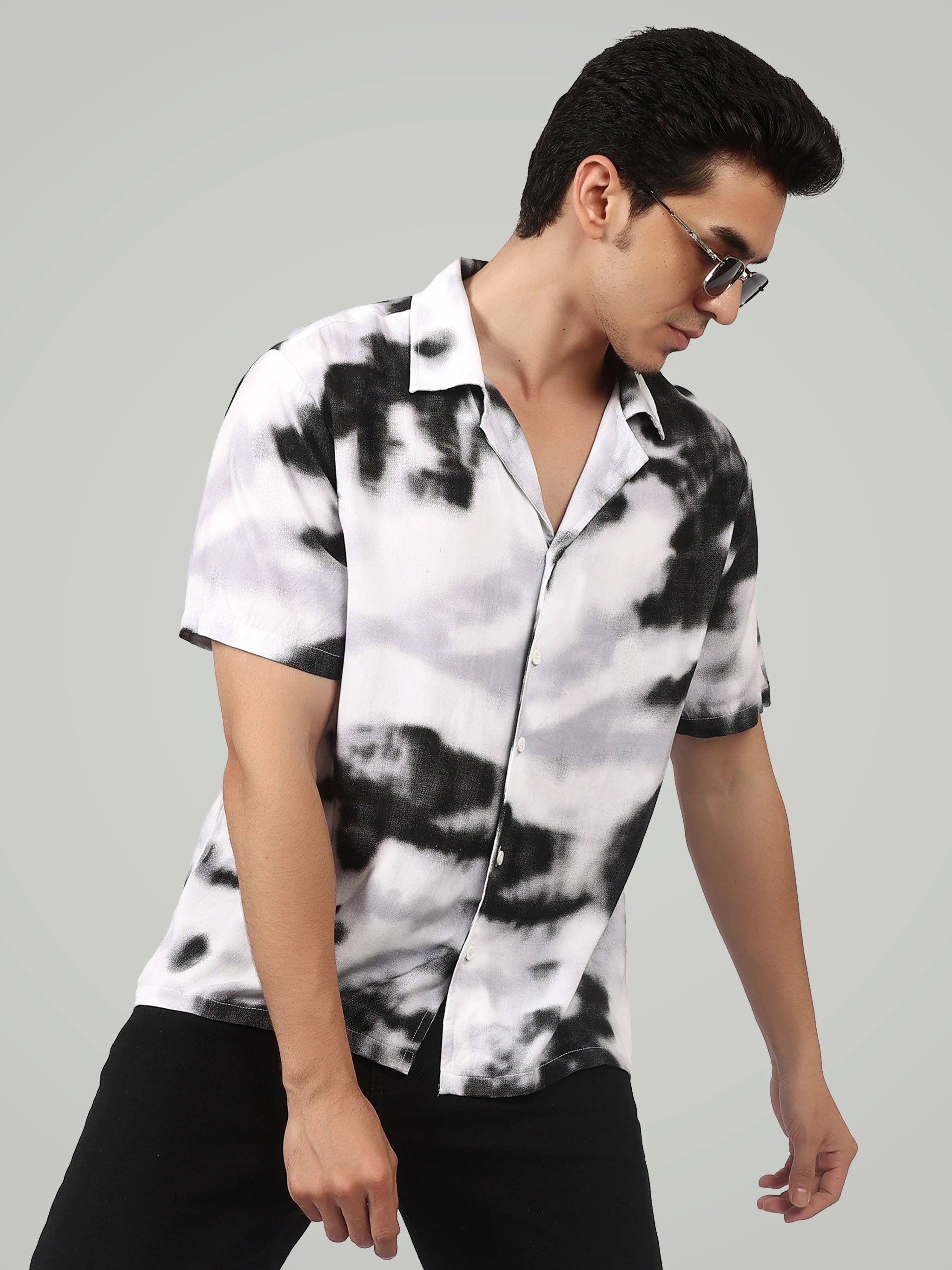 The Cloud Wash Resort Shirt – Monochrome