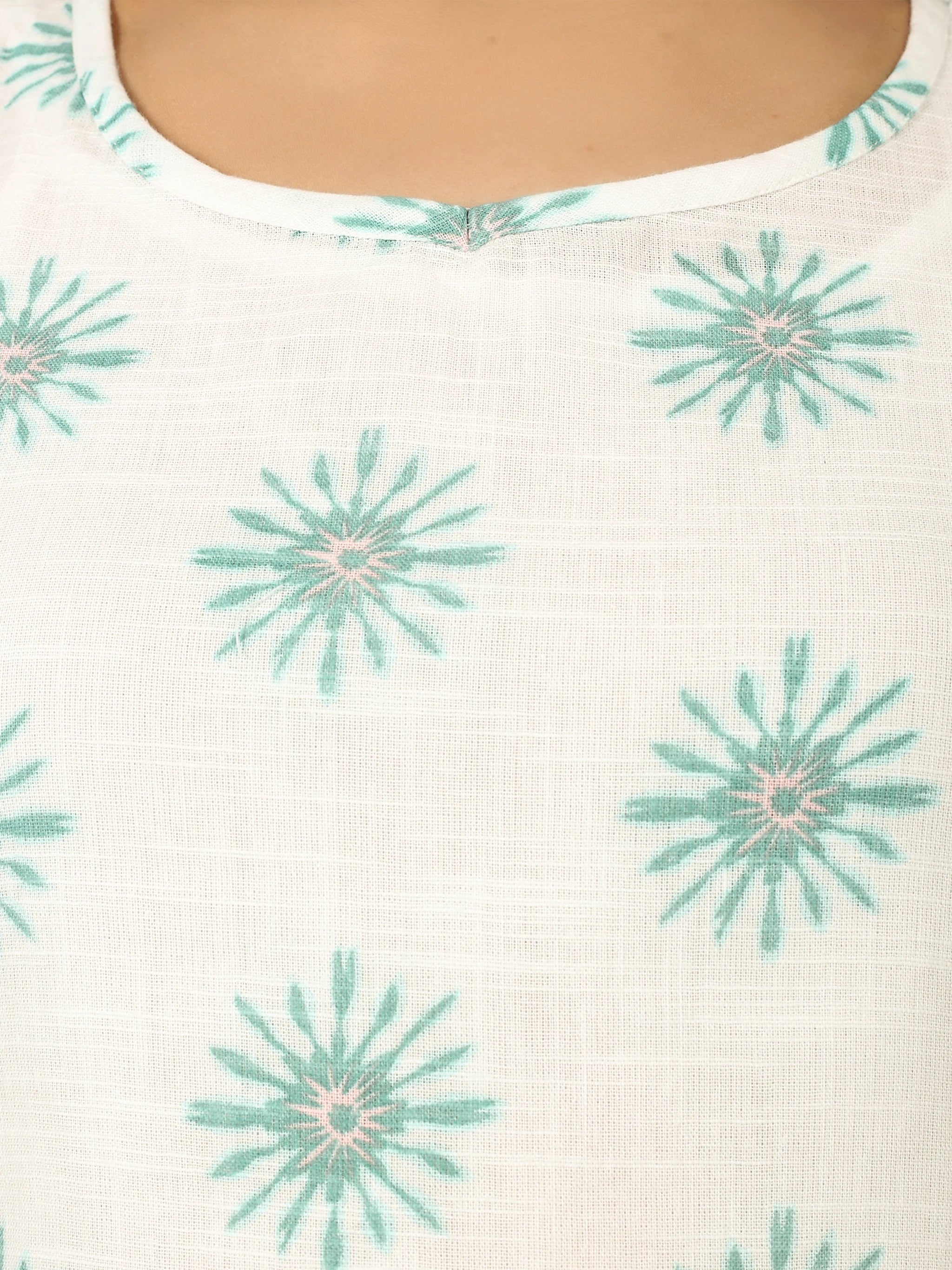The Sunburst Motif Sleeveless Kurti – Aqua & White
