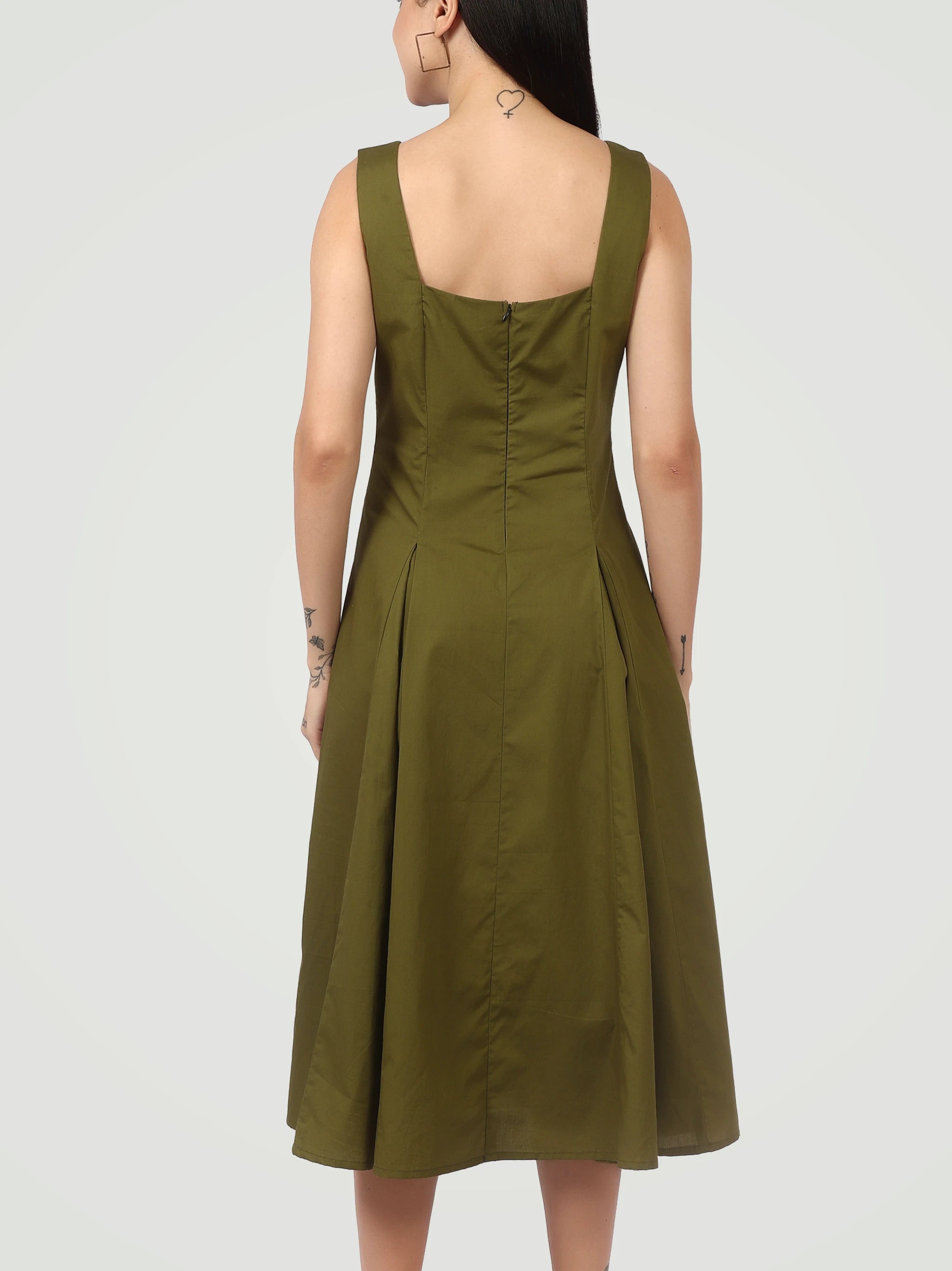 The Tailored Pleated Midi Dress – Olive Green