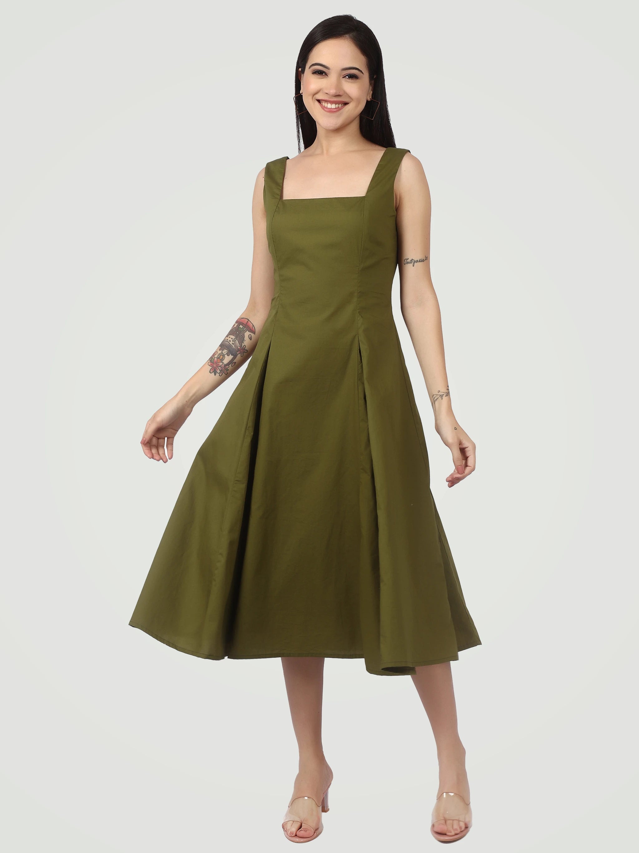 The Tailored Pleated Midi Dress – Olive Green