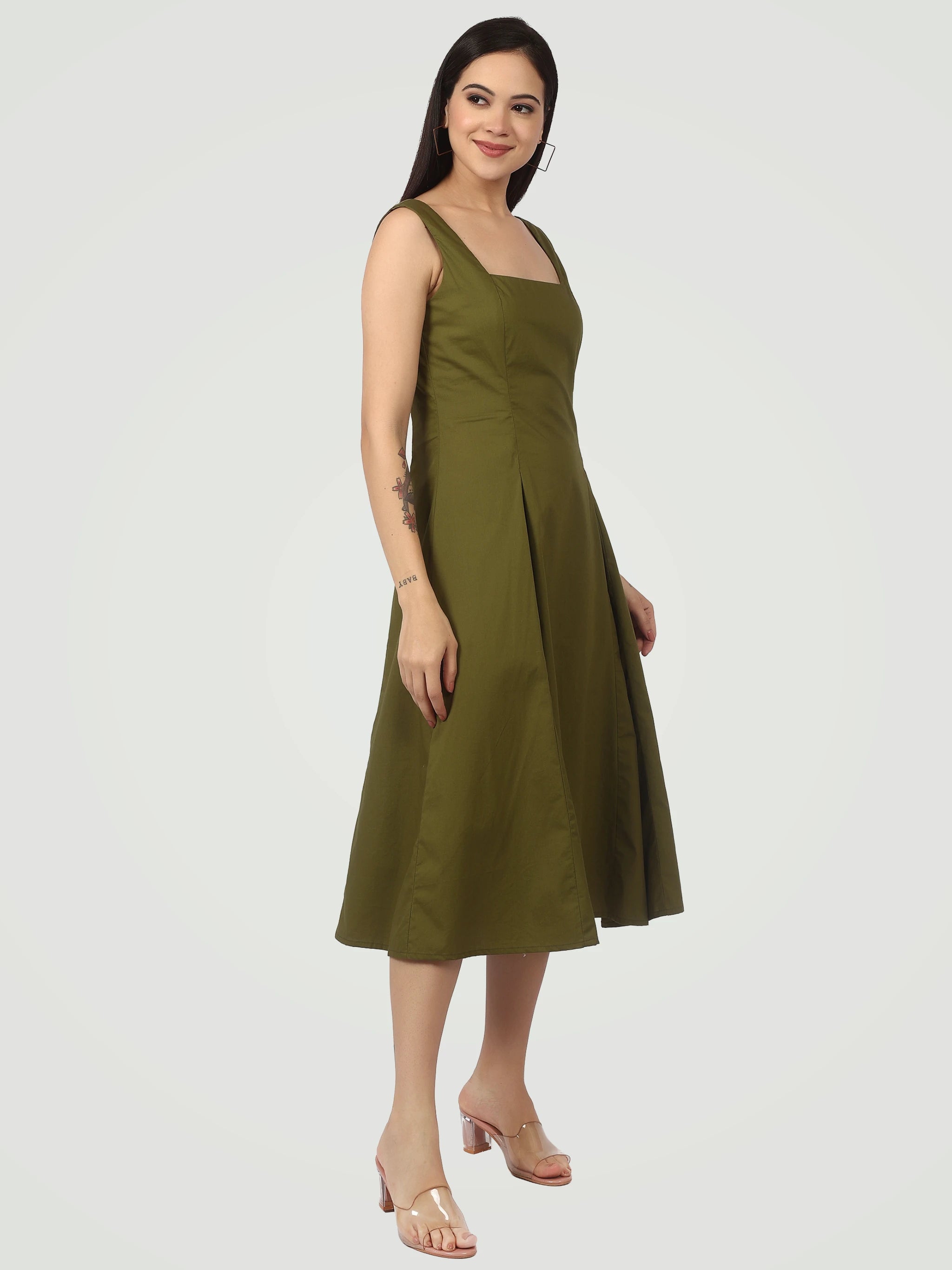 The Tailored Pleated Midi Dress – Olive Green